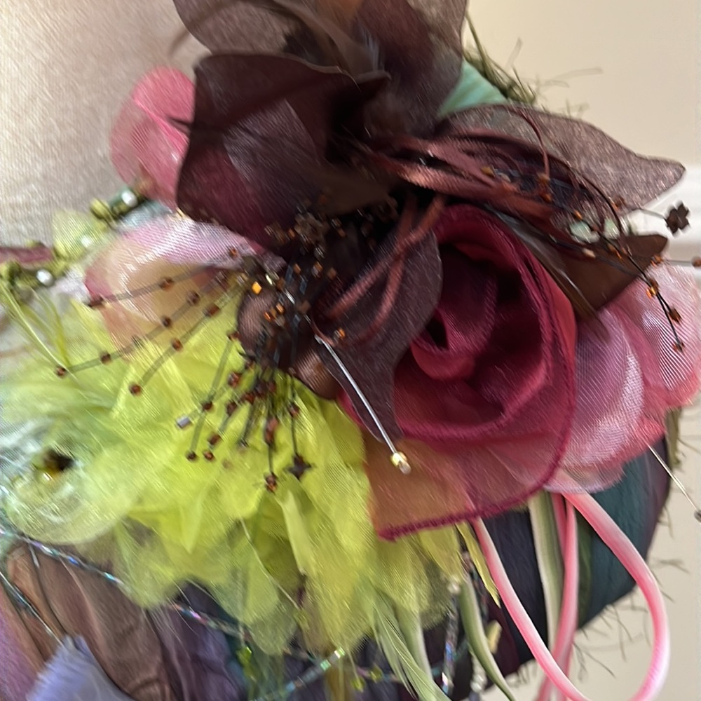 Exquisite Handcrafted Mary Frances Crossbody Bag - EUC - Picture 6 of 15